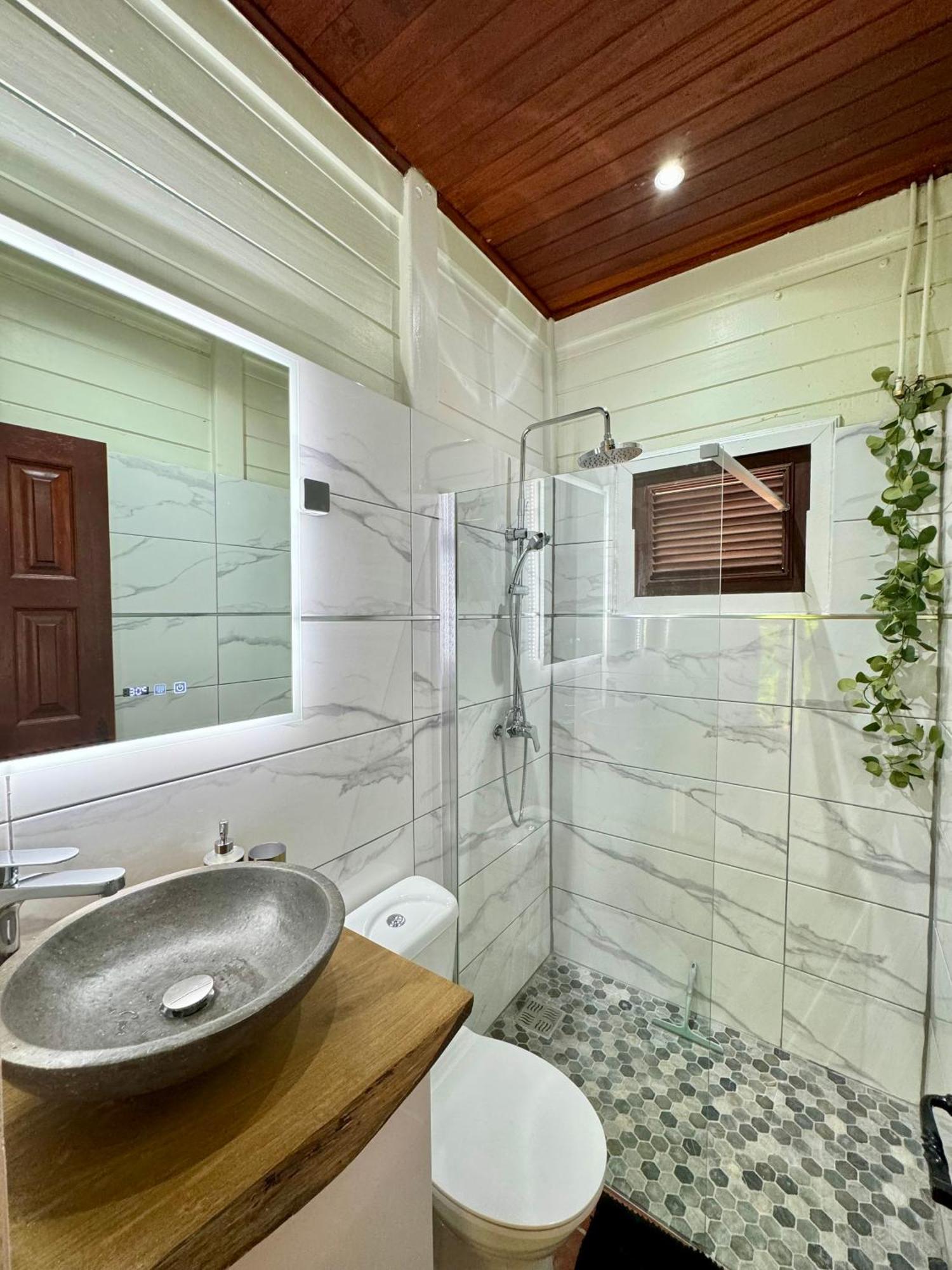 Le Gaspardo , 2 Chambres Climatisees , A 2 Mins A Pied De La Plage , Wifi , Jardin Clos, Parking ,Sans Vis-A-Vis Le Carbet Exterior photo